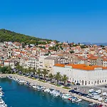 Kamarin Luxury 스플리트