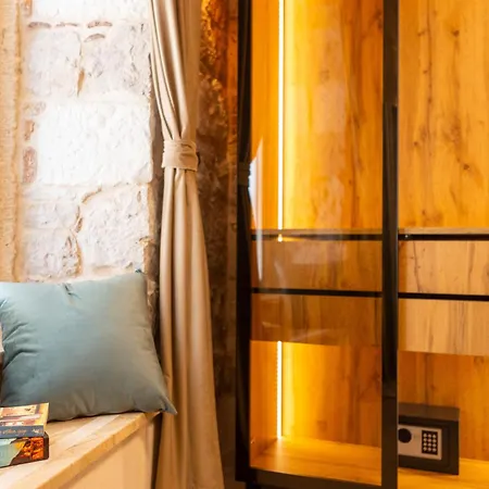 Kamarin Luxury * Split