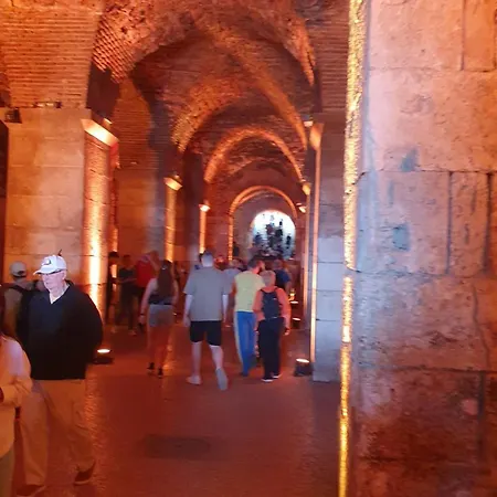 Kamarin Luxury Apartment Split